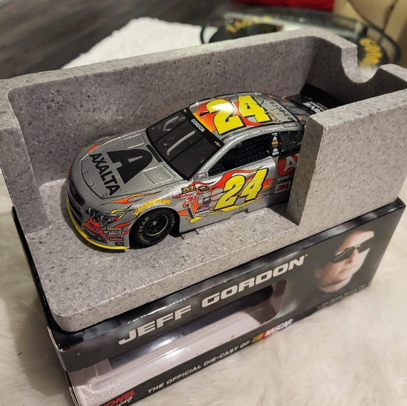 Nascar Diecast - Picture 2 of 6